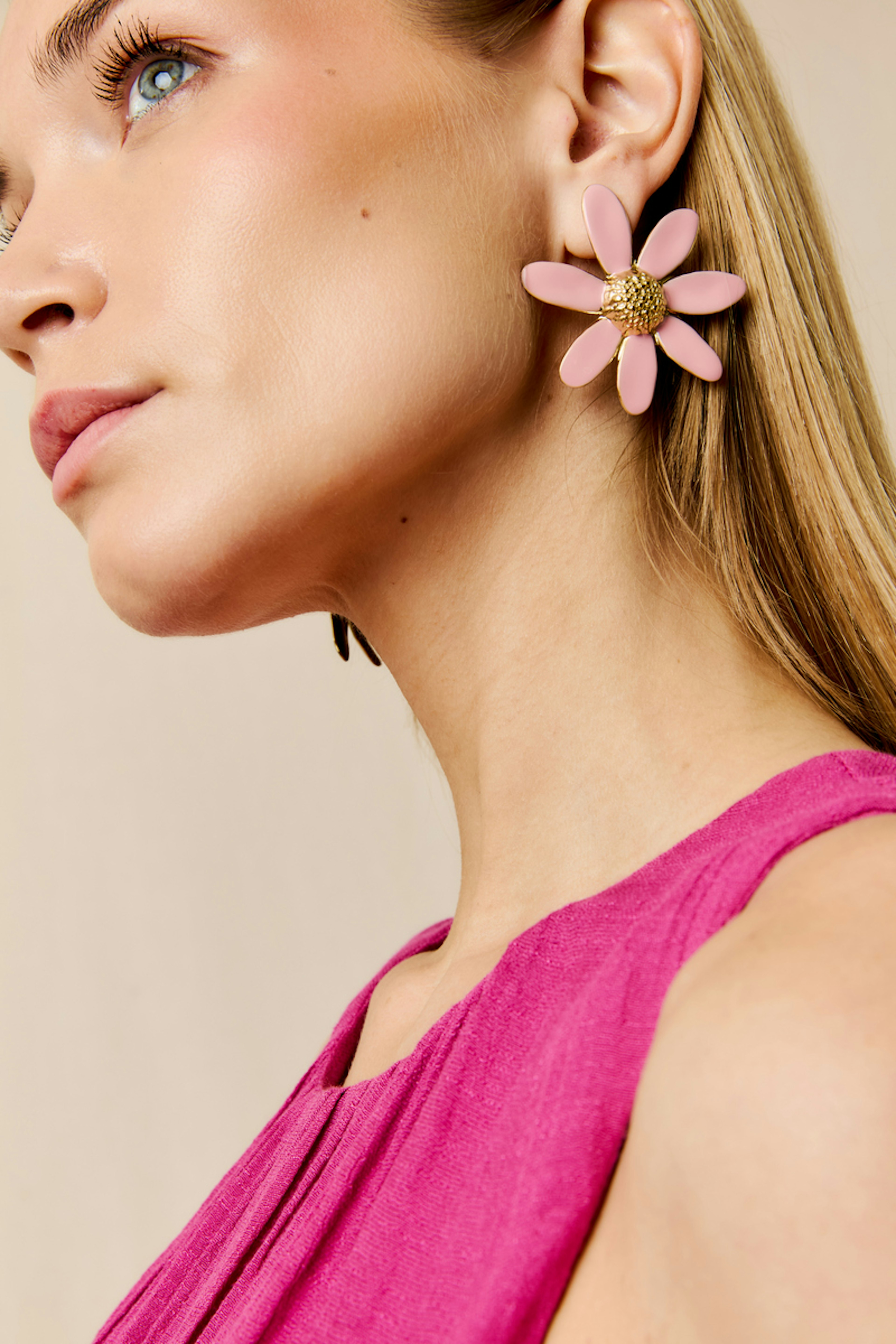 Boucles d'oreilles fleur émail rose