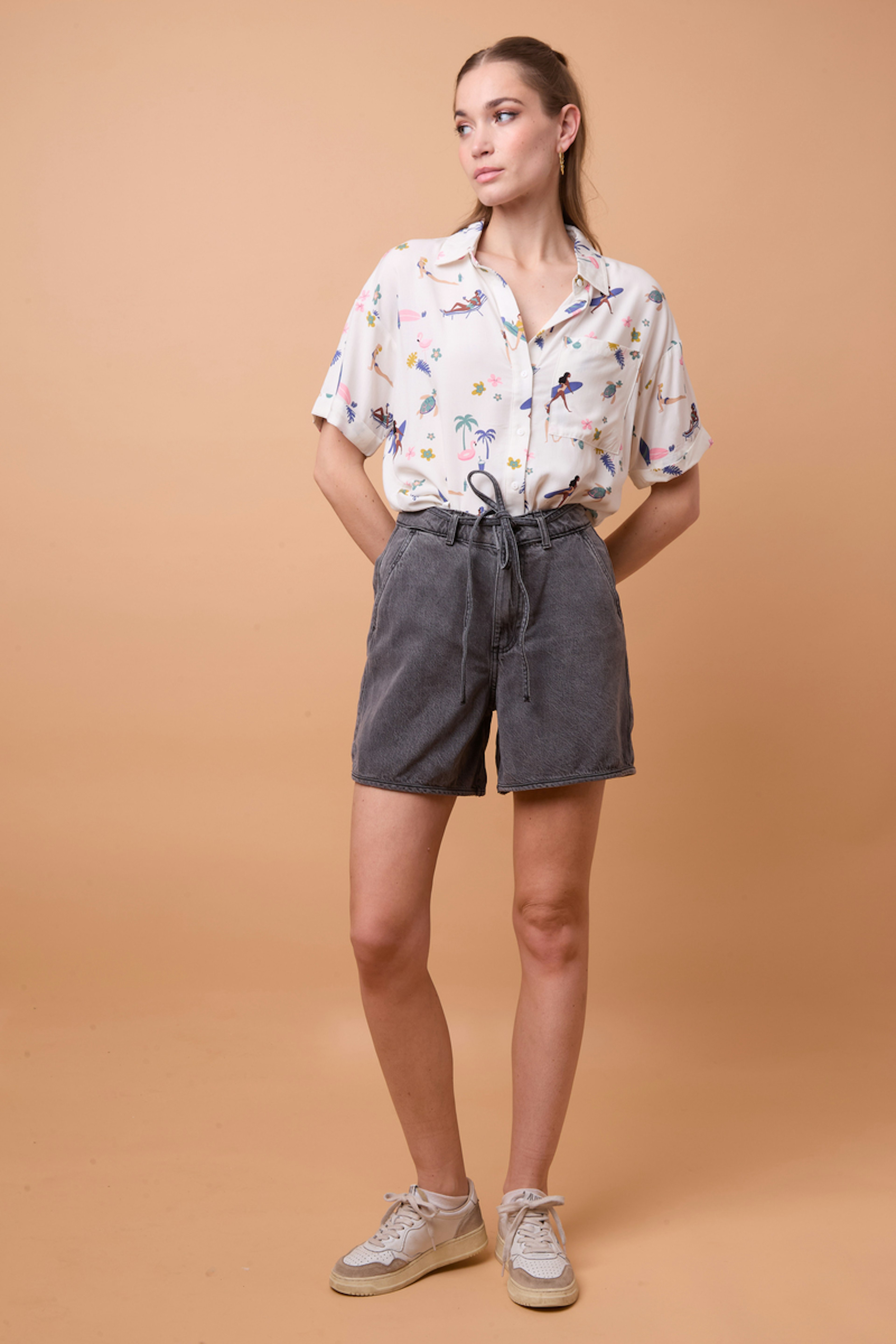 Short Vikiki