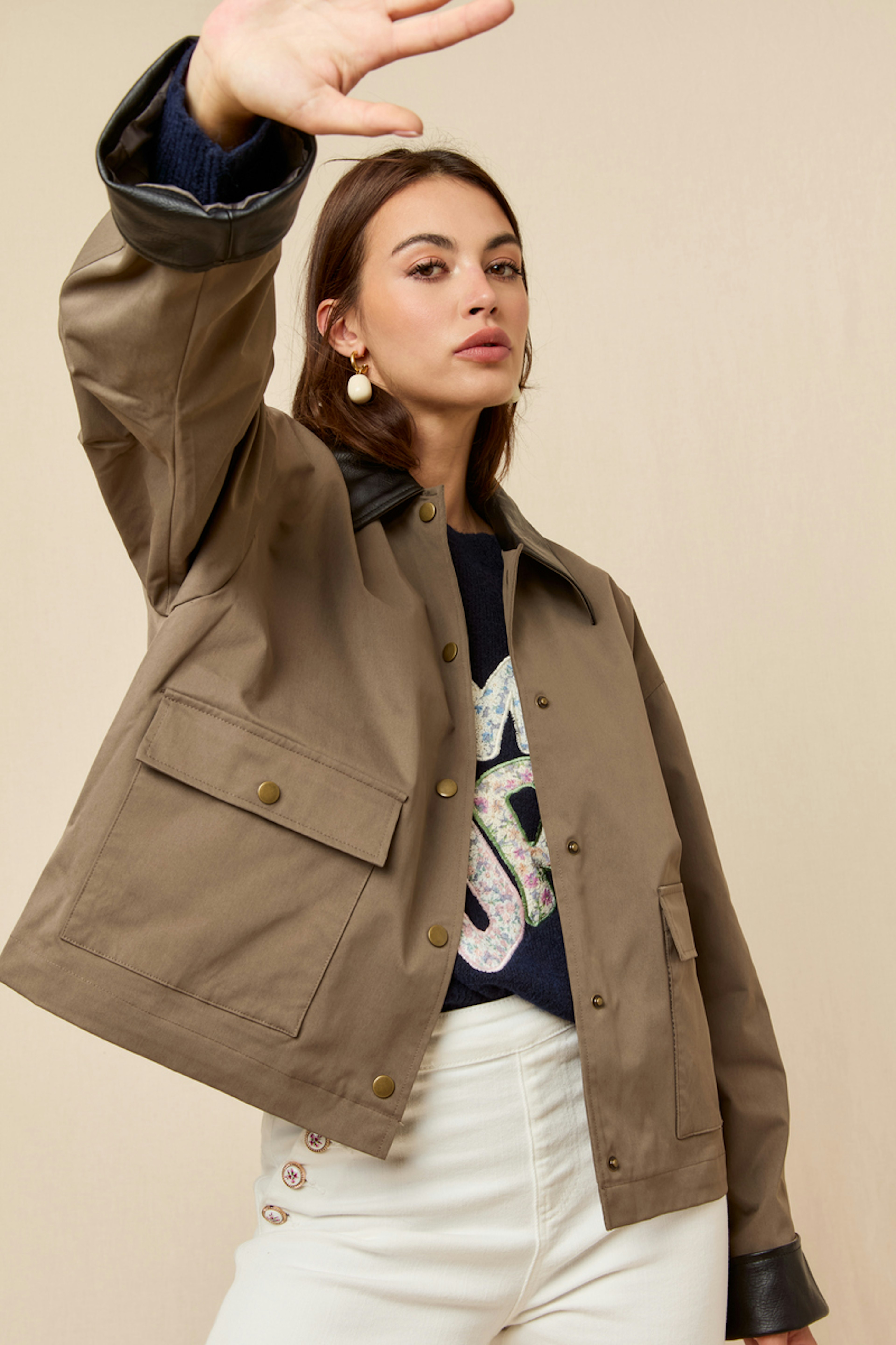 Veste Nmora