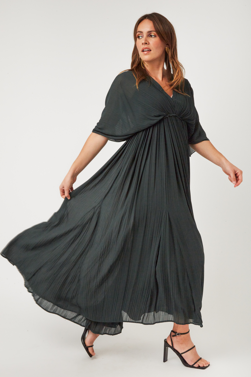 Le Closet Location de vetements et accessoires femme par abonnement